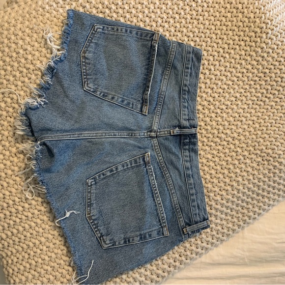 Agolde Parker Cutoff Distressed Denim Shorts - Picture 6 of 8